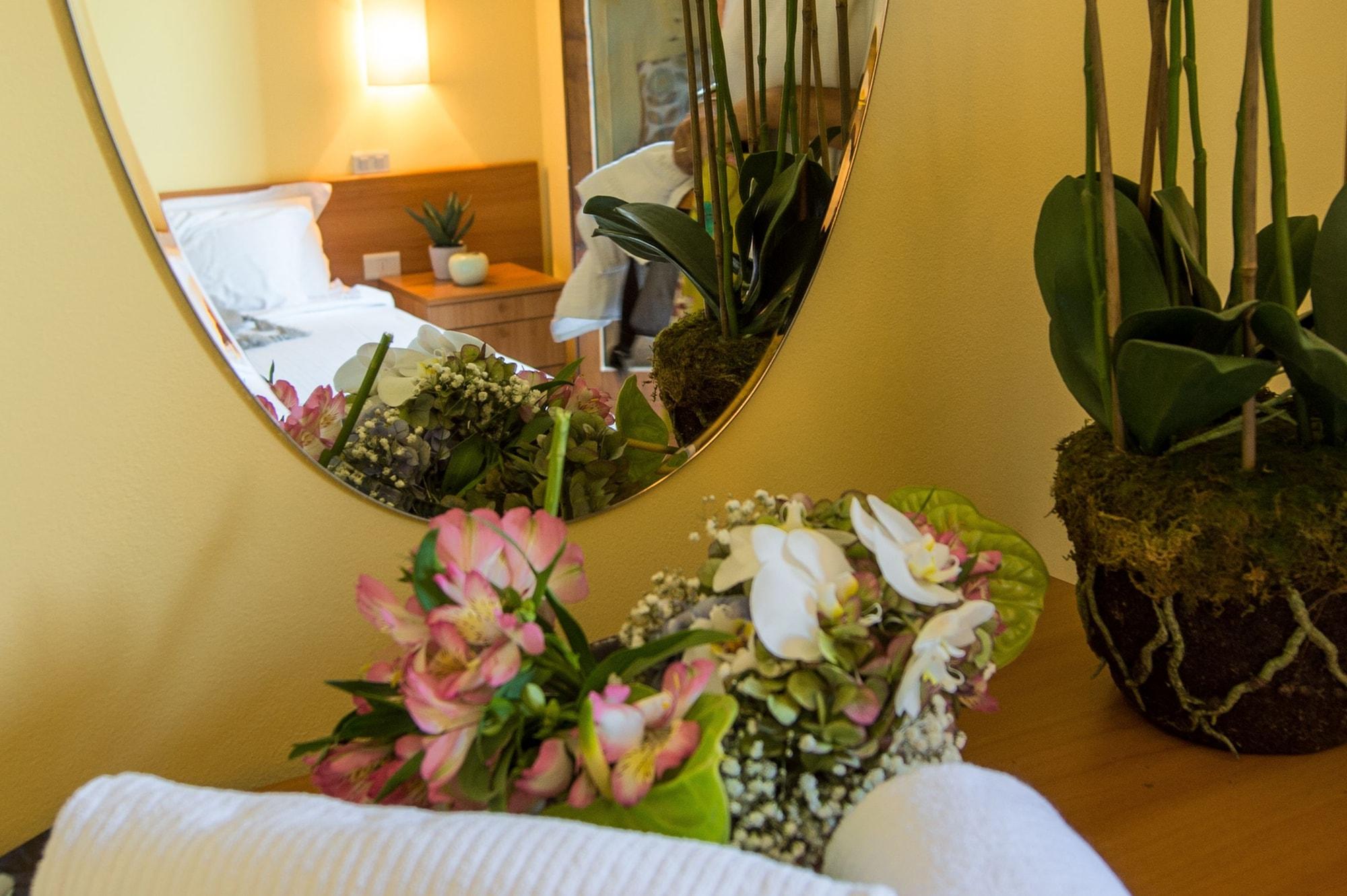 Casa Oliva Albergo Diffuso 바르니 외부 사진